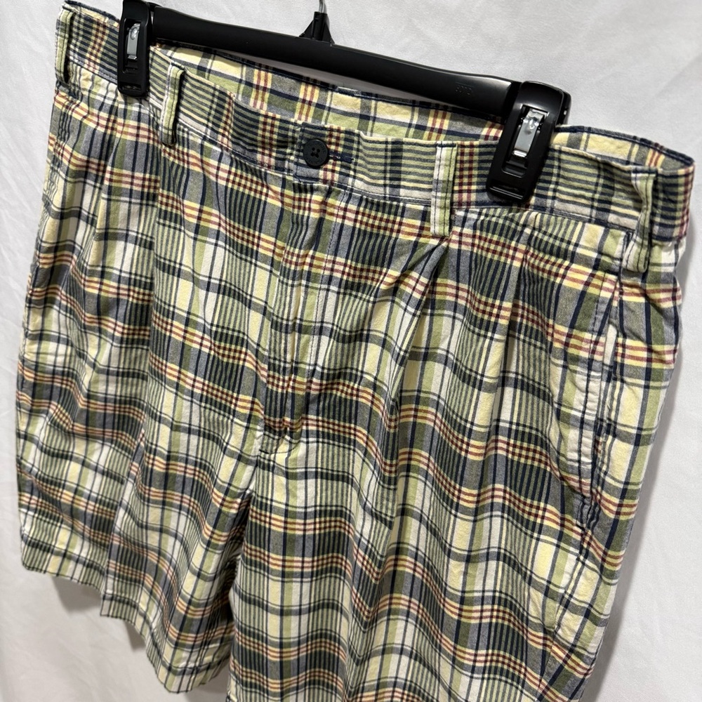 Jos A Bank Mens Shorts Size 36 Plaid Flat Front Tailored Casual Ivy Event Golf - Picture 3 of 14